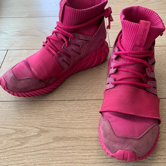Limited Edition Adidas Tubular Doom “Tonal Pink” - Picture 5 of 13
